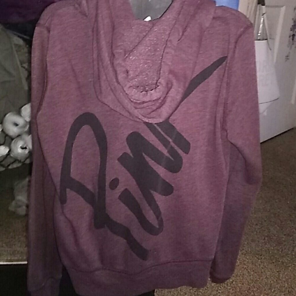 PINK vs jacket - Picture 2 of 3